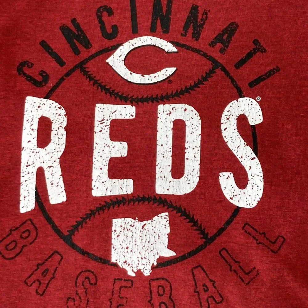 Cincinnati Reds MLB Baseball Handmade upcycled T-shirt 16x16 Throw pillow cover